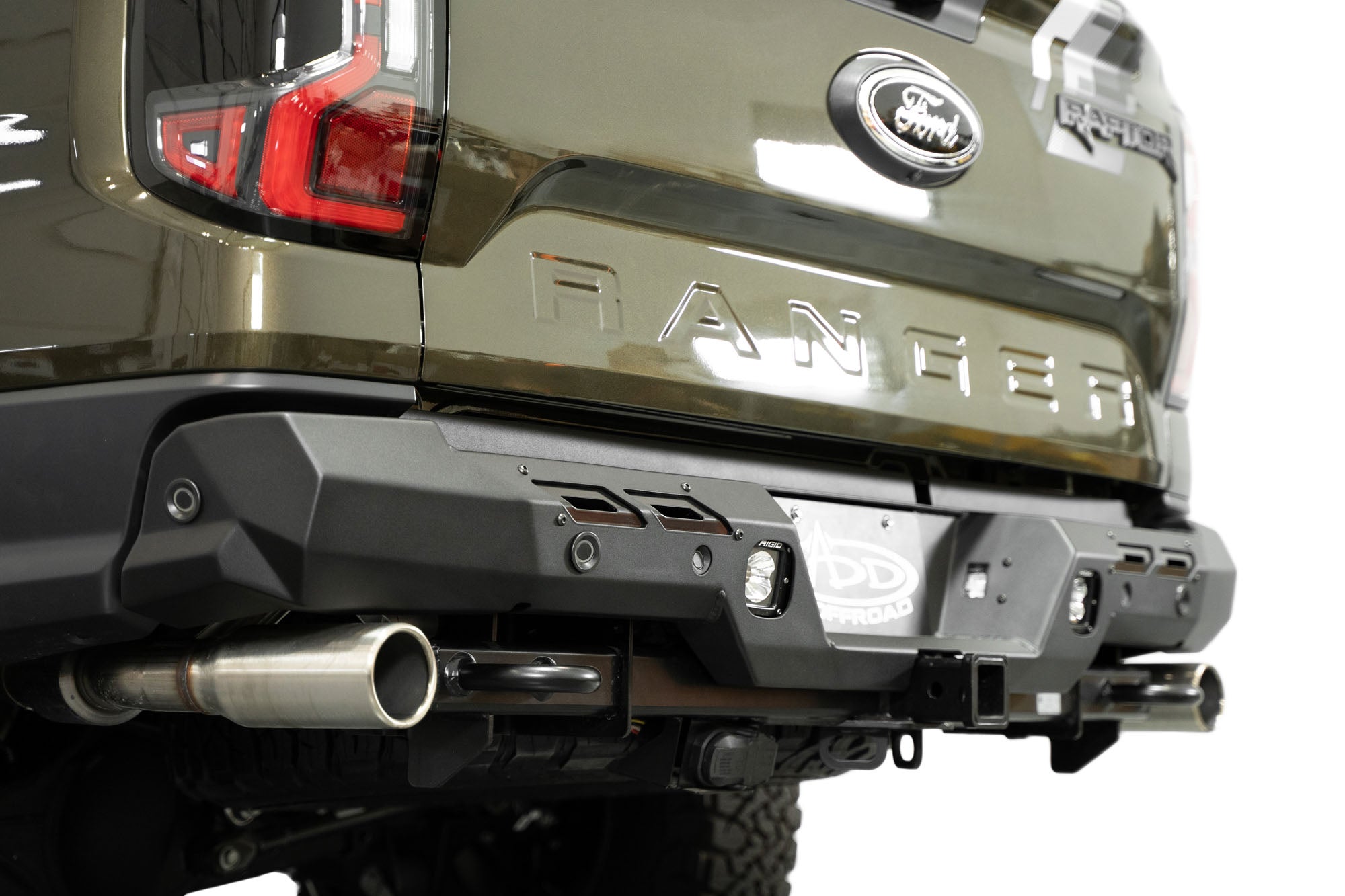Trailer Plug and  Hitch on the 2024+ Ford Ranger Raptor Phantom Rear Bumper